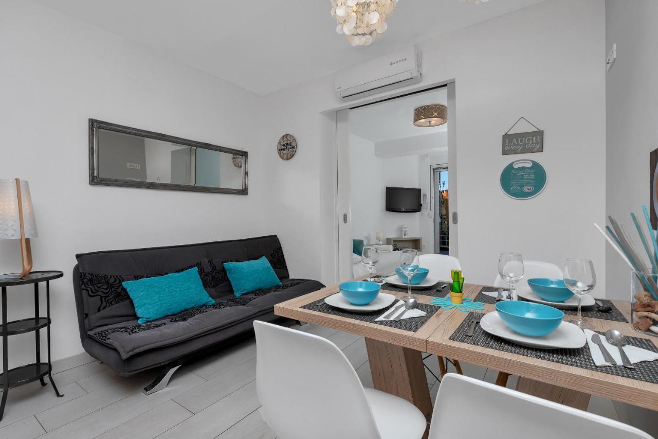 Apartments Villa Joy Podgora Exteriör bild