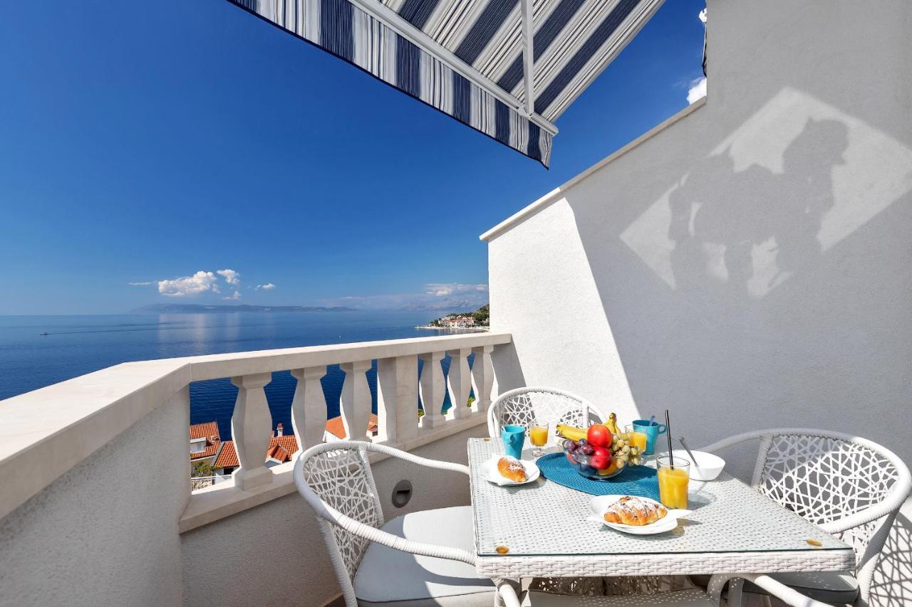 Apartments Villa Joy Podgora Exteriör bild