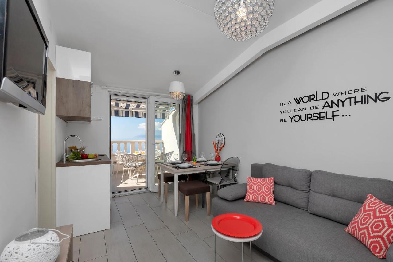 Apartments Villa Joy Podgora Exteriör bild